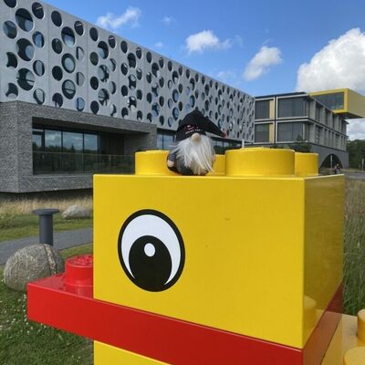 Challenge Illustration